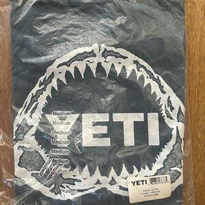 Men’s medium Sharks Up T-shirt- indigo